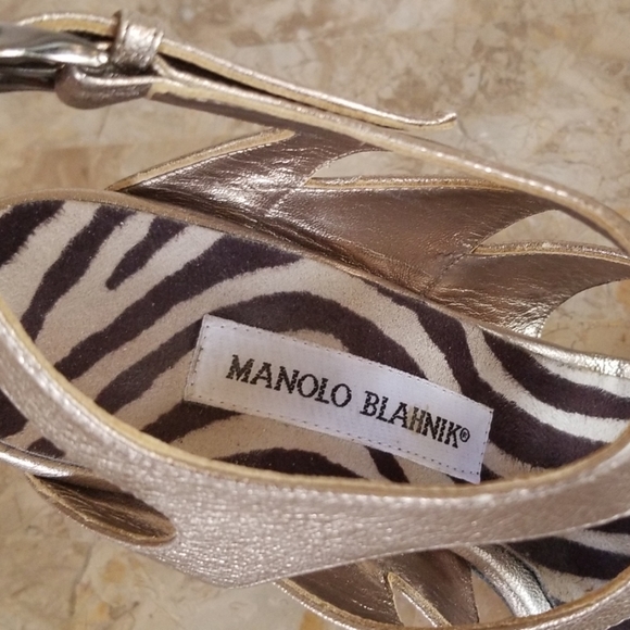 Authentic Manolo Blahnik Metallic Heels - Picture 5 of 8